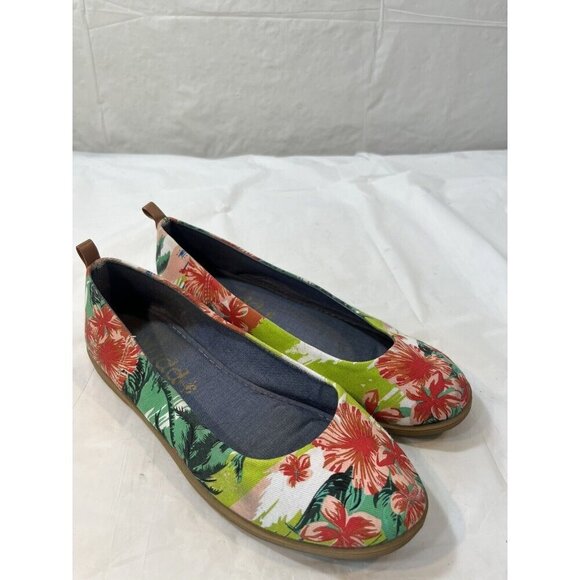 Mudd Classic Slip On Ballet Flats Size 6.5 M Flower Cosmic Print Fabric Hawaiian - Picture 1 of 12